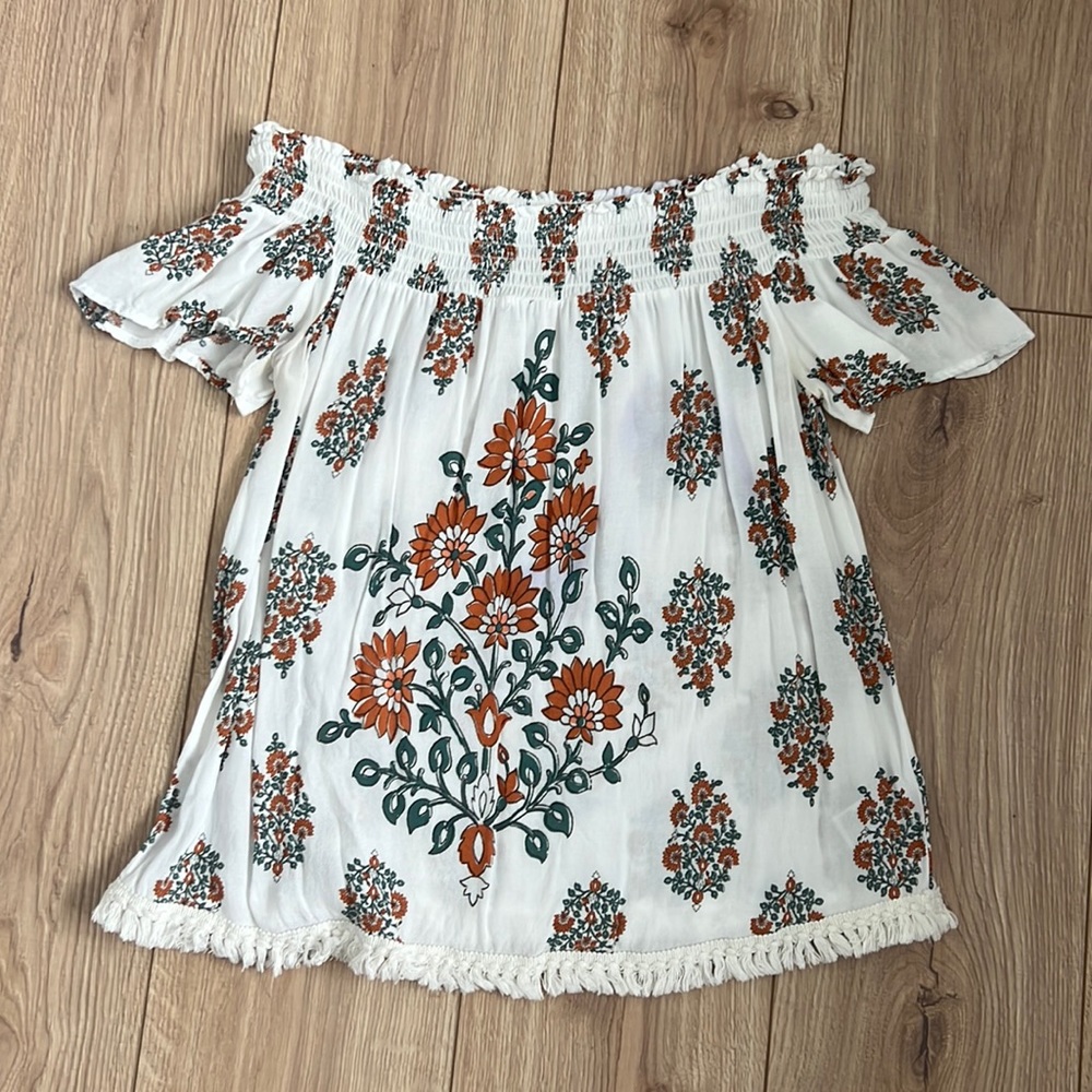 White Floral Off-the-shoulder Top